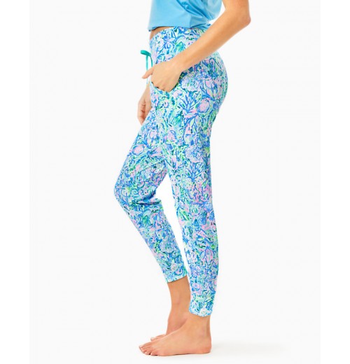 UPF 50+ Luxletic 28&quot; Island Jogger